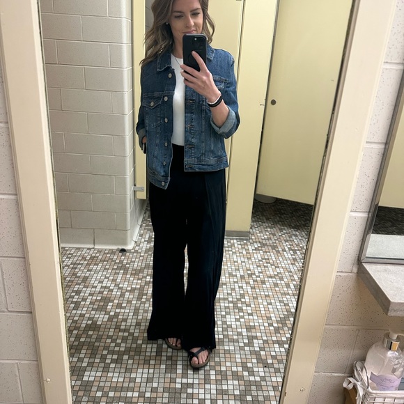 Meet your Posher, Hillary - Picture 8 of 10